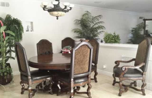 2157 Century Hill Gallery 2