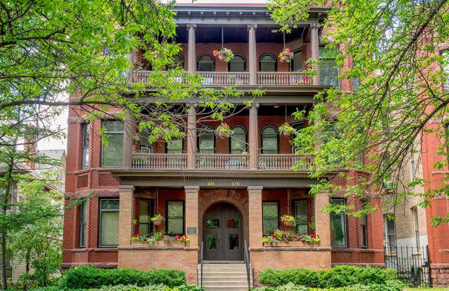 479 Laurel Ave Apt 2W - 479 West Laurel Avenue, St. Paul, MN 55102