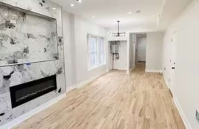 7210 South Emerald Avenue Gallery 1
