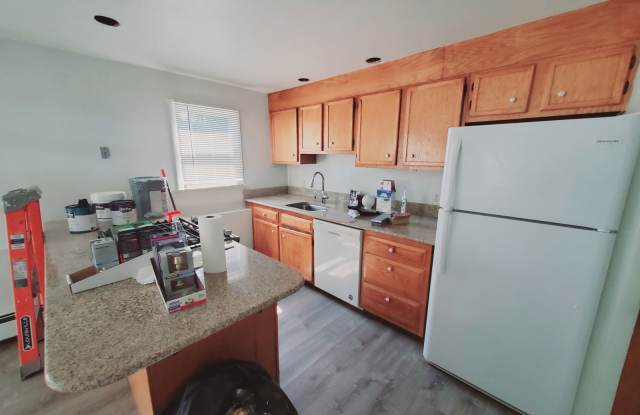 33 Holcomb Avenue photos photos
