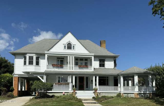211 Cedar Avenue photos photos