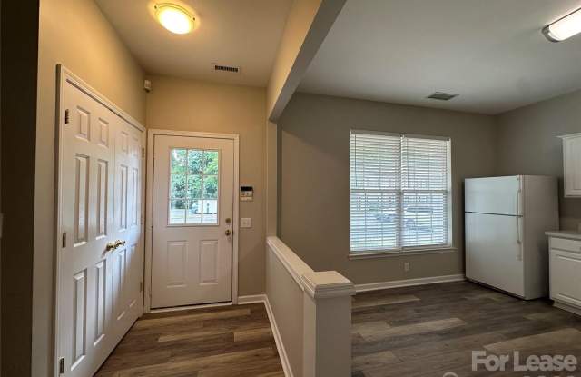 6626 Rothchild Drive Gallery 4
