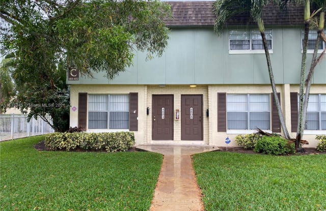 4804 NW 9th Dr - 4804 NW 9th Dr, Plantation, FL 33317