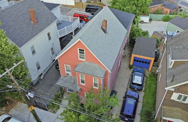 13 Knowlton St Gallery 4