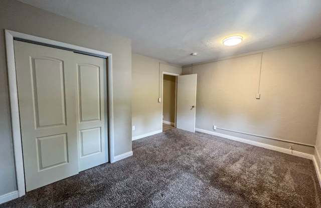 Private Bedroom Available Across from UNC | Utilities Included Gallery 2