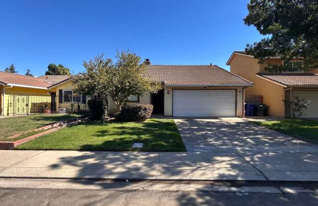 3916 Pheasant Lane photos photos