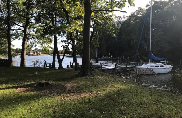 602 HARBOR DR - 602 Harbor Drive, Annapolis Neck, MD 21403