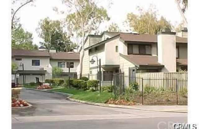 3805 Sycamore Street Gallery 4