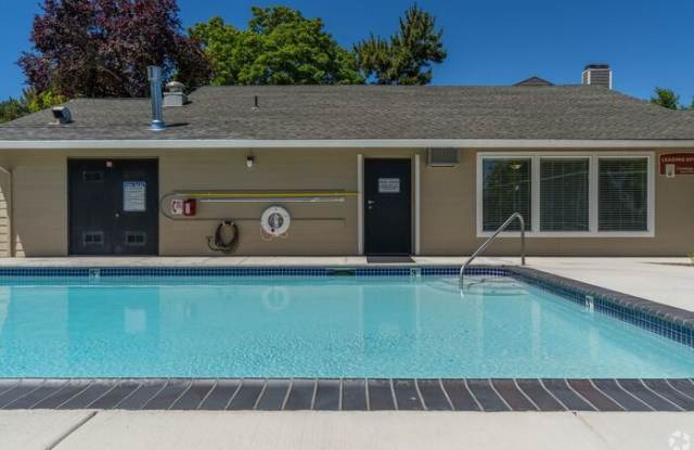 9904 Southwest Conestoga Drive Gallery 2