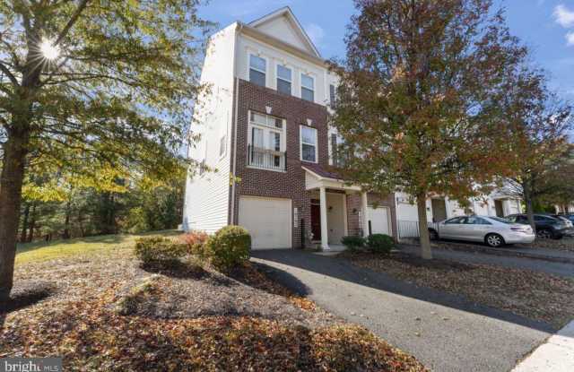 Amazing 3 bedroom/3.5 bathroom Townhouse - 16782 Blackjack Oak Lane, Cherry Hill, VA 22191