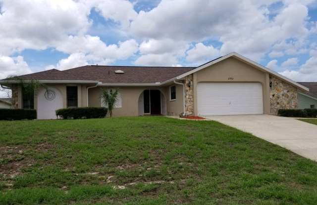 2 Bedroom 2 bathroom home for Rent in Weeki Wachee FL! photos photos