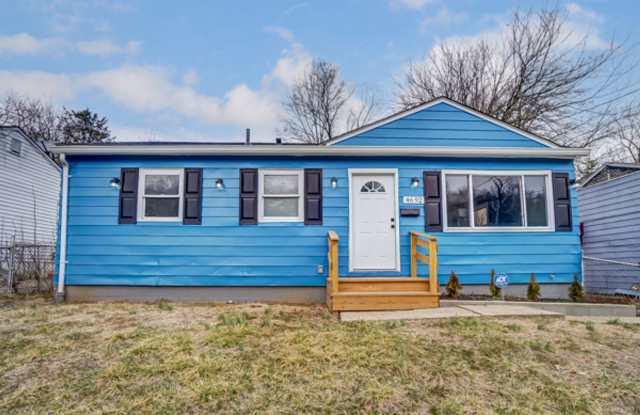Three Bedroom Home in North Side!! - 4692 Kirby Avenue, Cincinnati, OH 45223