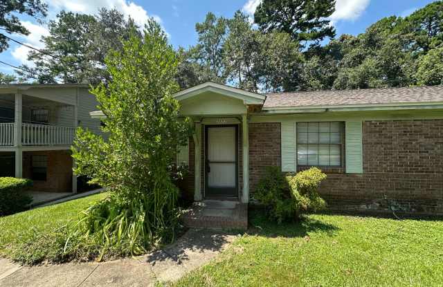 2072 Pats Place photos photos