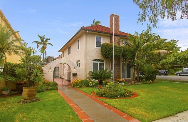 800 B Ave - 800 B Avenue, Coronado, CA 92118