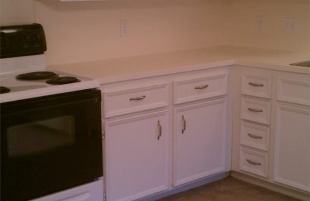 5806 27th Street - 17B-G Gallery 4