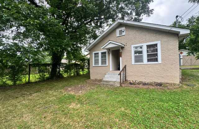 125 Plain St photos photos