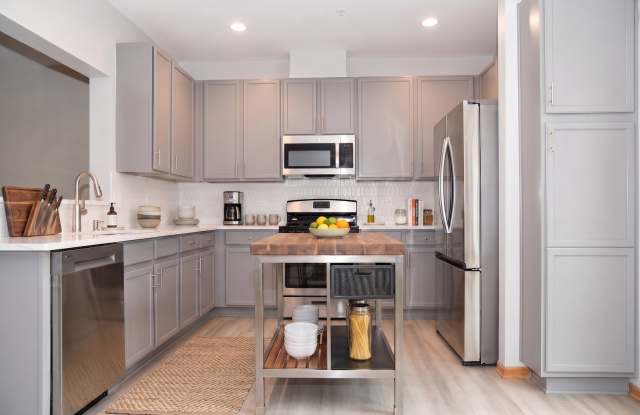 3467 Ravinia Circle Gallery 3