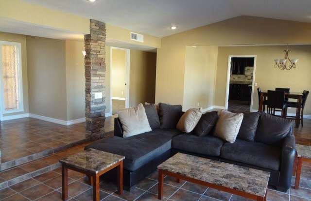 320 Barbaree Drive Gallery 4