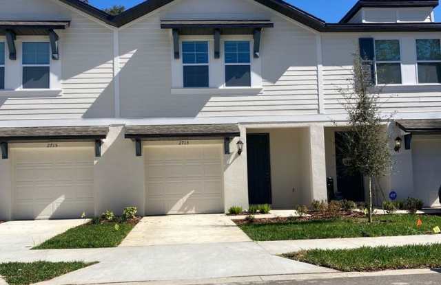 Like new 3 bedroom, 2.5 bathroom, 1 car garage townhouse for rent in Brandon! photos photos