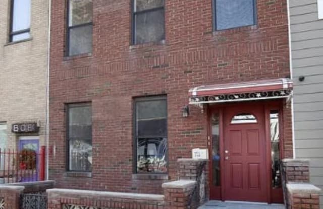 298 North 6th Street - 298 North 6th Street, Brooklyn, NY 11211