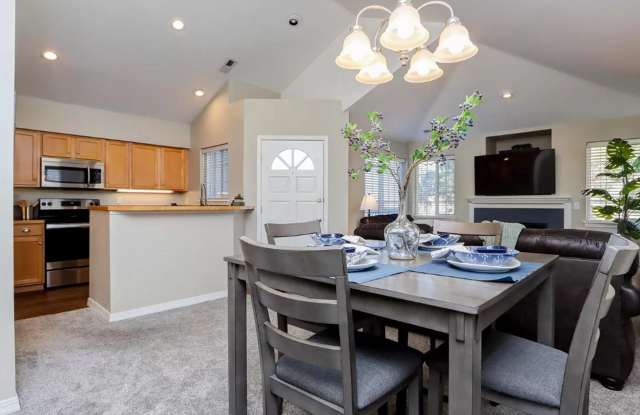 Beautiful Condo In Surprise Valley! - 5122 South Surprise Way, Boise, ID 83716