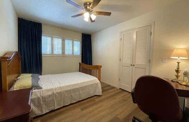 Great Zephyr Cove Home! Walk to Beach!! Gallery 4