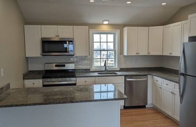 207 Winthrop St - 207 Winthrop Street, Quincy, MA 02169