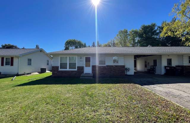 Two Bedroom Duplex in Portage photos photos