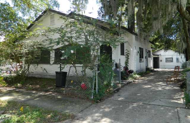 134 West 23rd Street - 2 photos photos