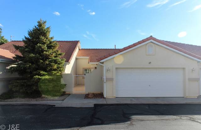Cozy 2 Bed 2 Bath Home in Fiddlers Canyon Gallery 1