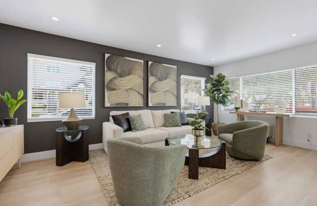 Spacious Furnished 2BR | Central San Diego | 30+ Day Stays Gallery 3