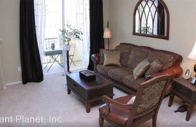 2709 Persimmon Court Gallery 3