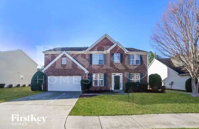 7466 Hilltop Way - 7466 Hilltop Way, Fulton County, GA 30349