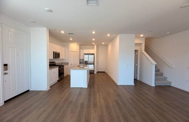 29388 Oceanside Dr, Winchester CA | Nearly New 4-Bedroom Home in Winchester | Modern Finishes + 2-Car Garage! Gallery 4