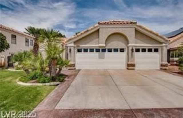 2644 White Pine Drive Gallery 3