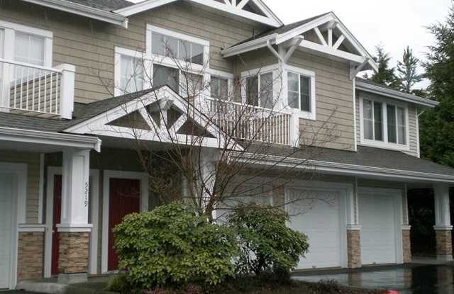 Great 2BR/2BA Issaquah Condo. Perfect Location! - 5207 238th Lane Southeast, Issaquah, WA 98029