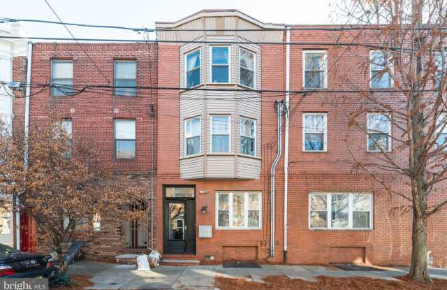 1169 E PASSYUNK AVENUE - 1169 East Passyunk Avenue, Philadelphia, PA 19147