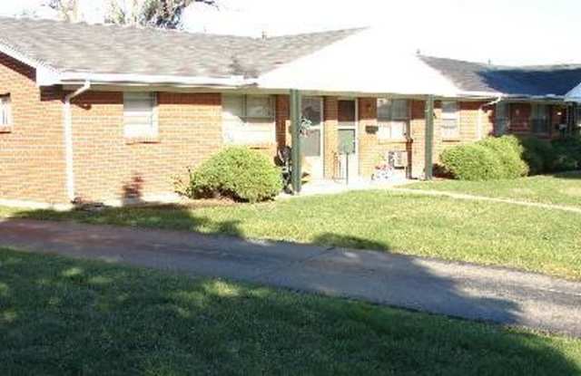 2 bedroom ranch style apartment photos photos
