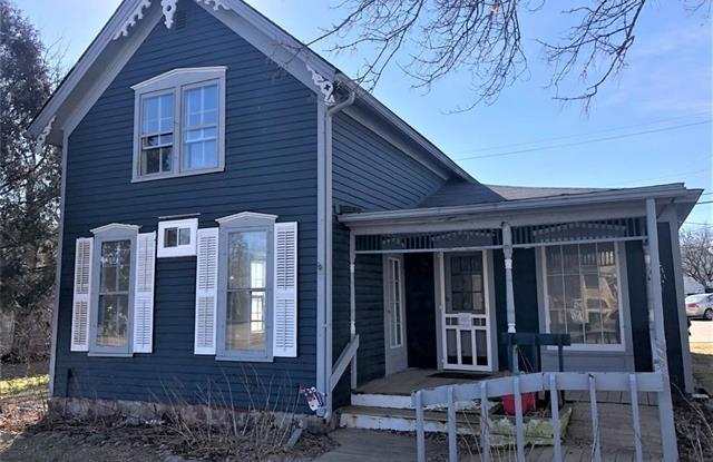 26 E BURDICK Street - 26 East Burdick Street, Oxford, MI 48371
