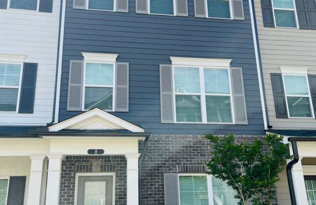 Stunning 3 bedroom, 3.5 bathroom townhome located on the Newnan LINC! MUST SEE! photos photos