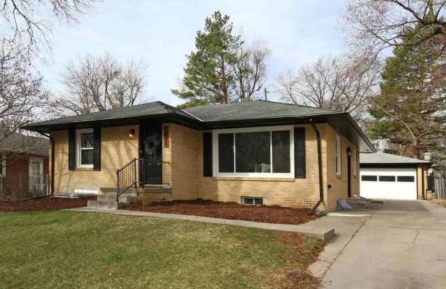 Modern Gem! photos photos
