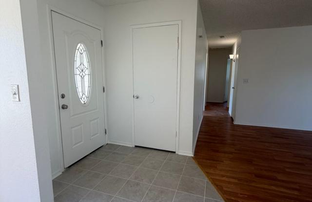 4 Bedroom Home in Avenal, CA! Gallery 3