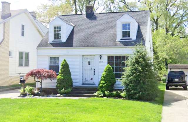 3 BED 1 BATH BEAUTIFUL SINGLE FAMILY HOME IN CLEVELAND! photos photos