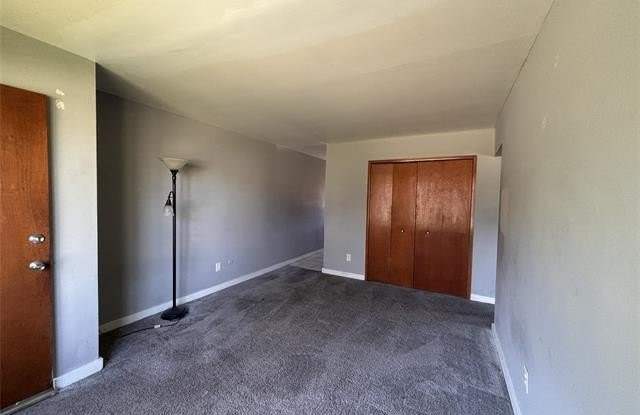 4066 Agnes Avenue Gallery 3