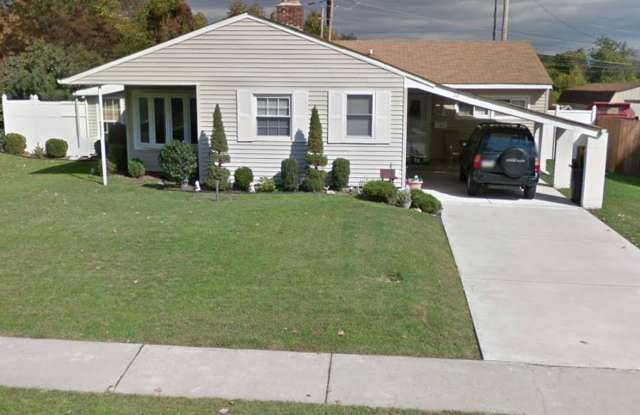 4 bed 1.5 bath updated rancher new stainless steel appliances levittown pa - 22 Gable Hill Road, Levittown, PA 19057