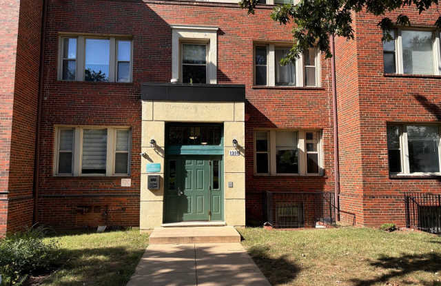 1218 PERRY STREET NE photos photos