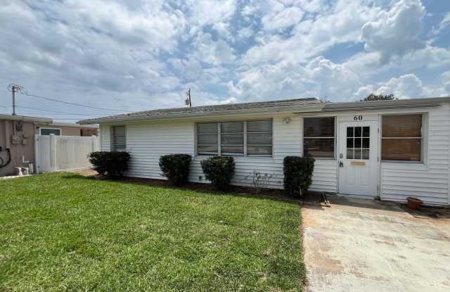 Beach Bungalow Gallery 1