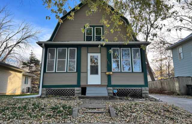 3-Bed House in Waterloo photos photos