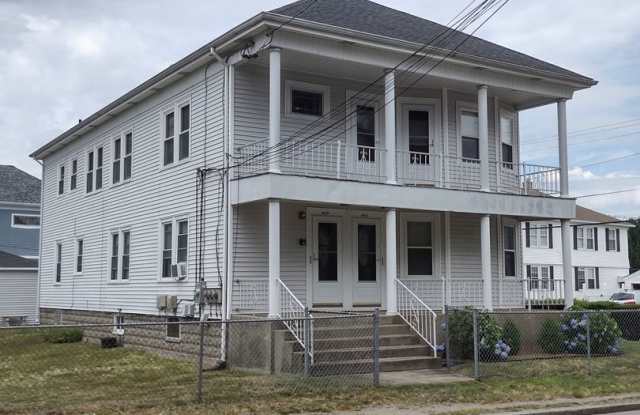 Pawtucket/Darlington – Large One Bed Plus Office- $1,395 - 982 York Avenue, Pawtucket, RI 02861 Pawtucket/Darlington – Large One Bed Plus Office- $1,395 - 982 York Avenue, Pawtucket, RI 02861