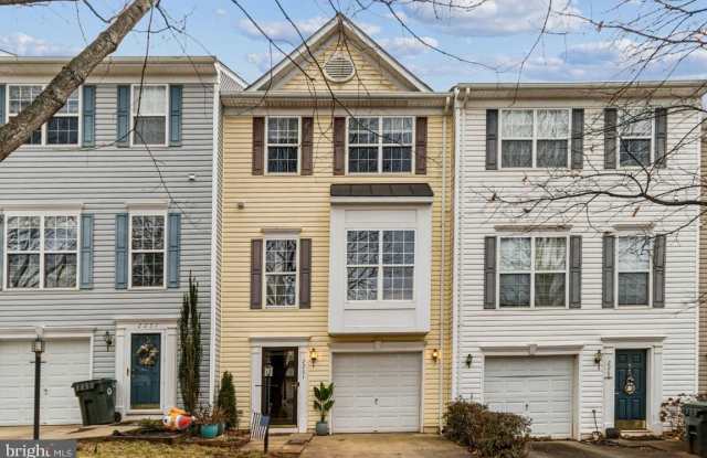 2261 FORSYTHIA Drive photos photos